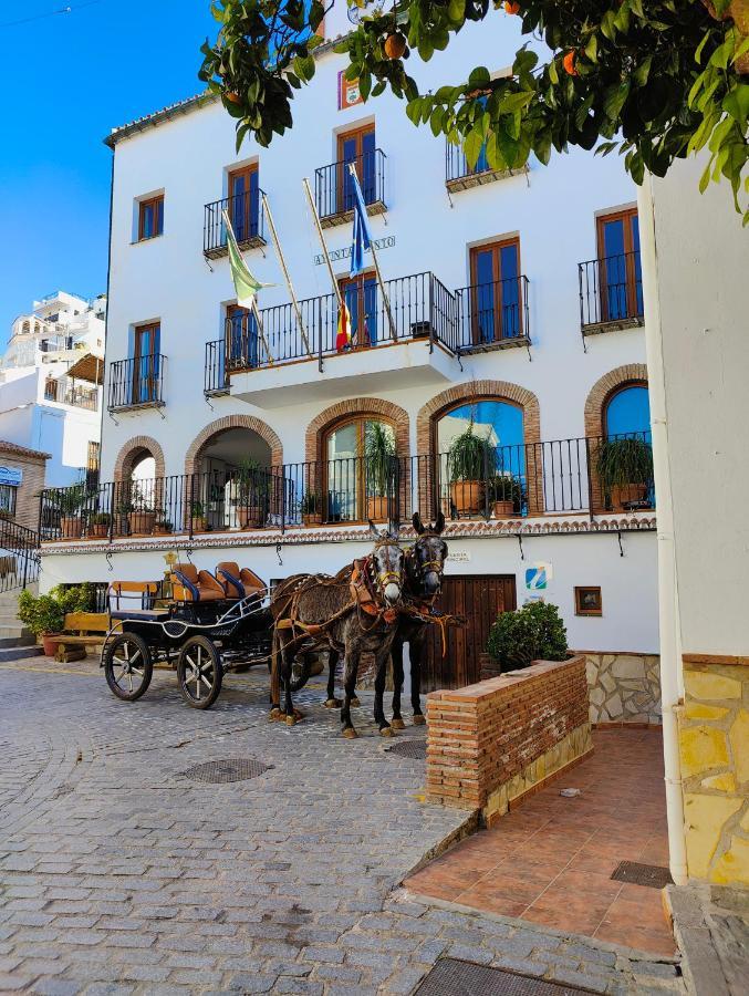 Modern, Bright And Comfortable Apartment With Shared Roof Terrace Canillas de Aceituno ภายนอก รูปภาพ